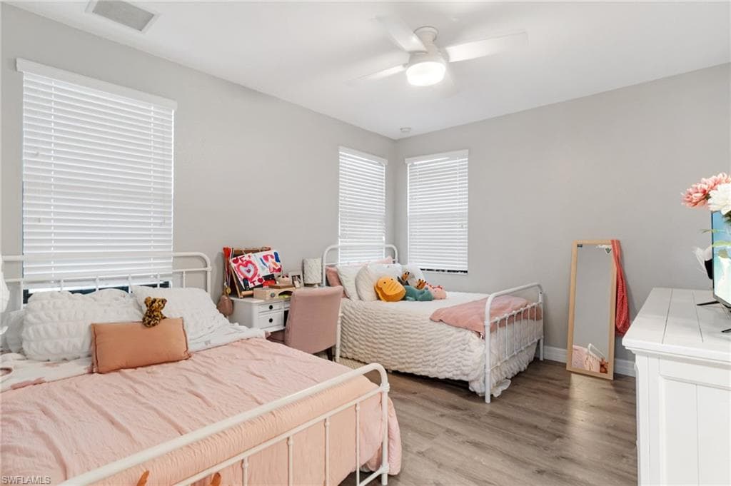4119 Zelkova Ct, Naples, FL 34119-21