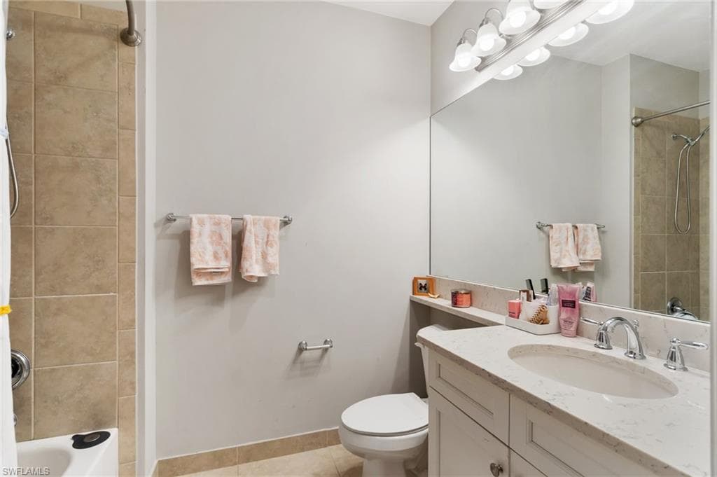 4119 Zelkova Ct, Naples, FL 34119-22