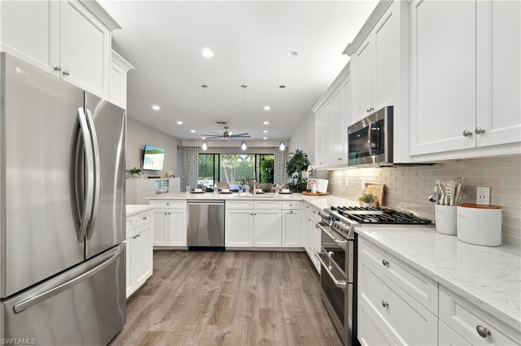 4119 Zelkova Ct, Naples, FL 34119-8