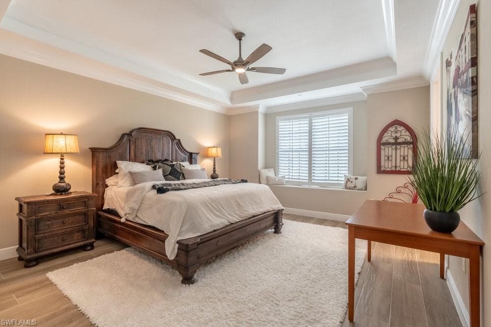16375 Viansa Way 102, Naples, FL 34110-17