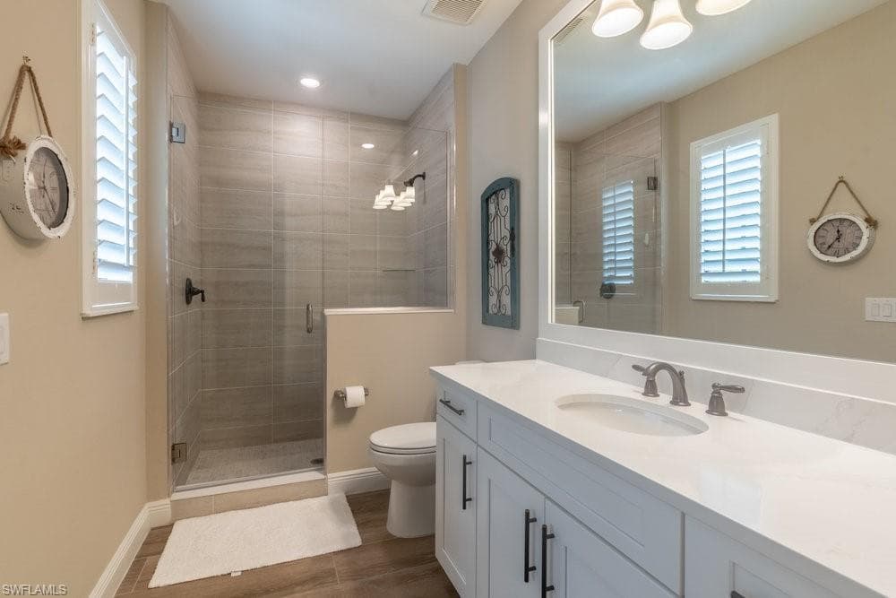 16375 Viansa Way 102, Naples, FL 34110-22