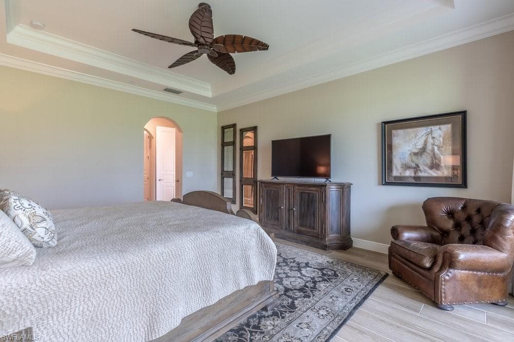 16375 Viansa Way 102, Naples, FL 34110-24