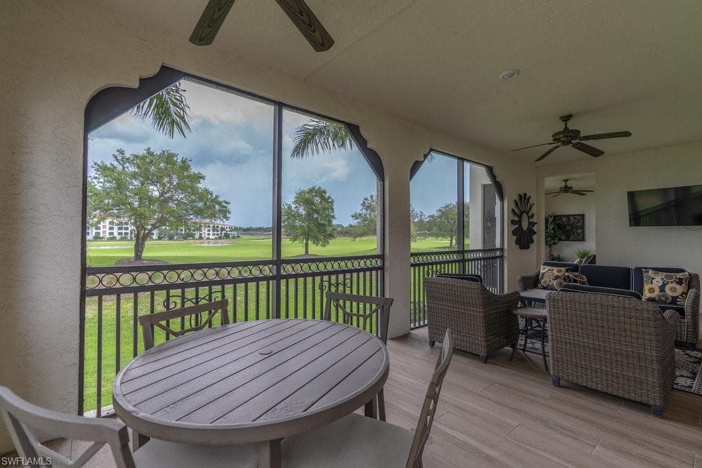 16375 Viansa Way 102, Naples, FL 34110-30