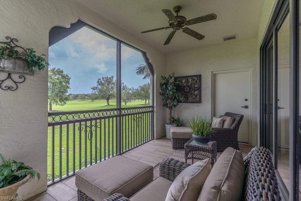 16375 Viansa Way 102, Naples, FL 34110-32