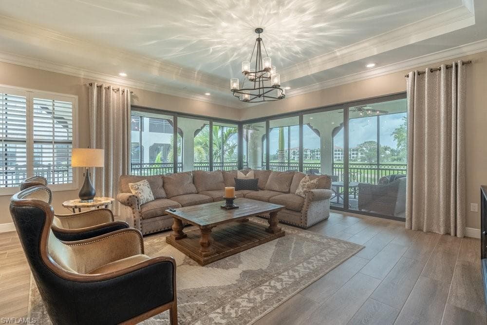 16375 Viansa Way 102, Naples, FL 34110-8