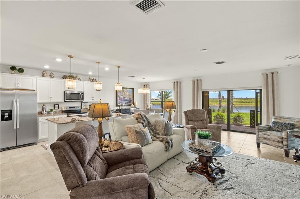 6334 Achievement Ave, Ave Maria, FL 34142-3