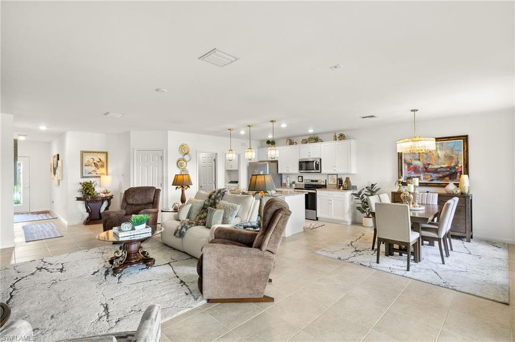 6334 Achievement Ave, Ave Maria, FL 34142-4