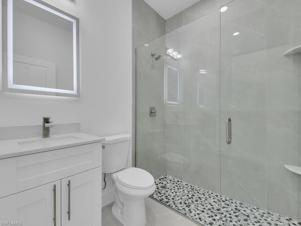 3301 8th St SW, Lehigh Acres, FL 33976-21