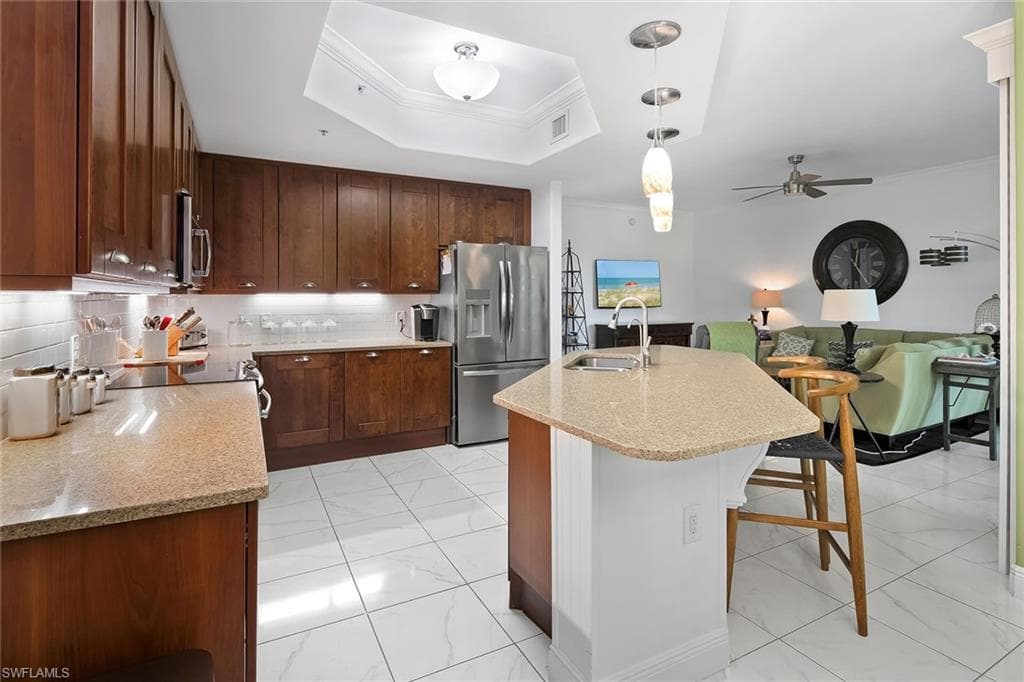 965 Sandpiper St J106, Naples, FL 34102-10