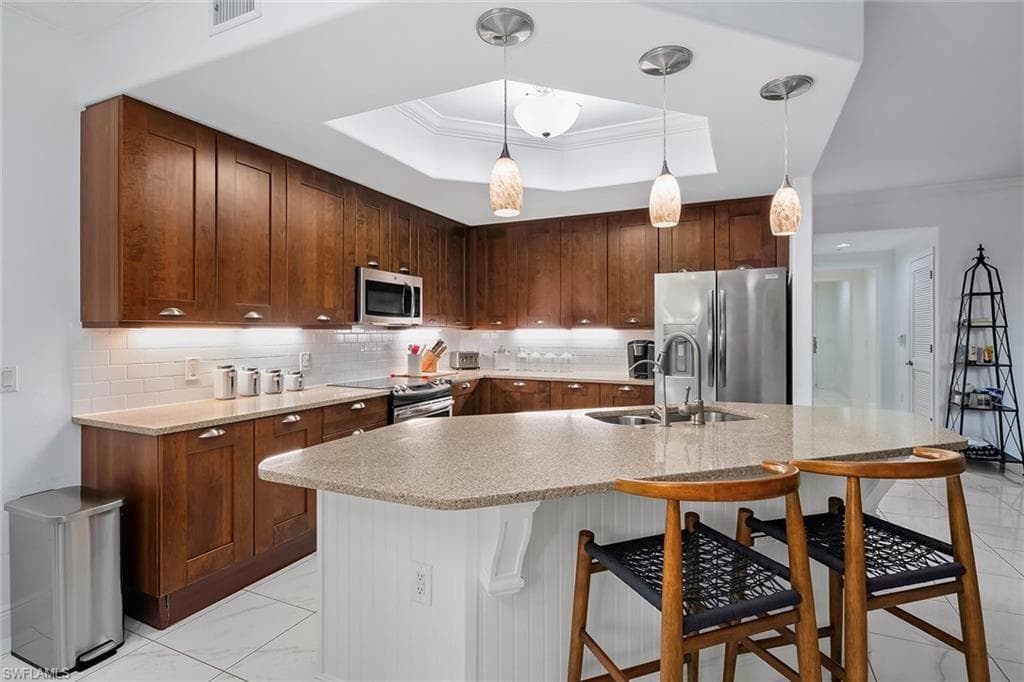 965 Sandpiper St J106, Naples, FL 34102-11