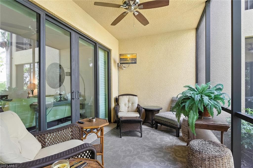 965 Sandpiper St J106, Naples, FL 34102-16