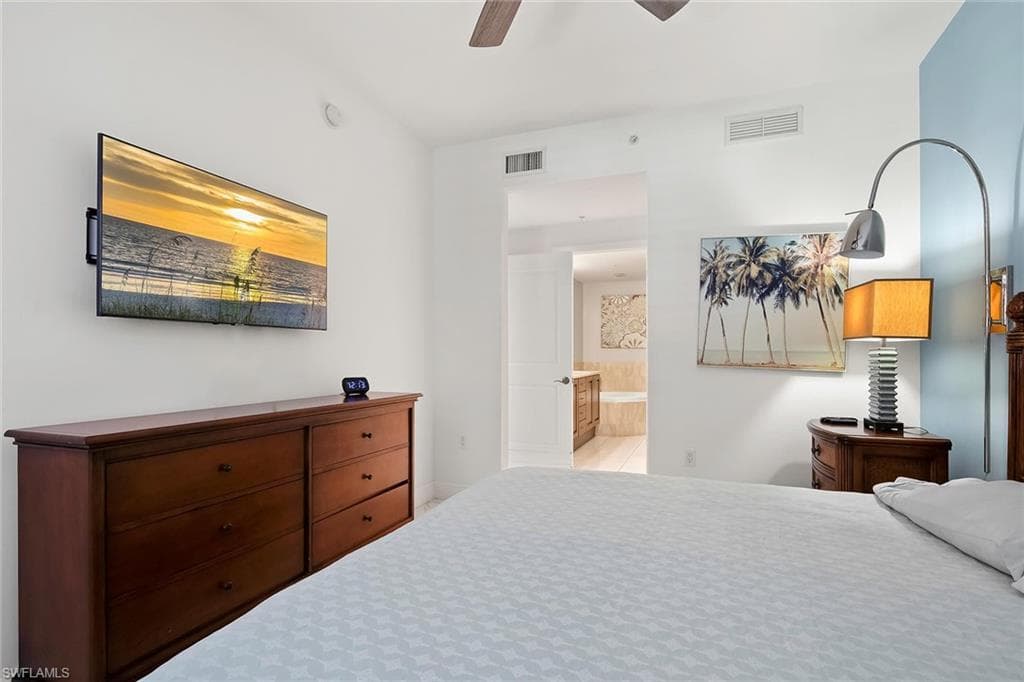 965 Sandpiper St J106, Naples, FL 34102-20