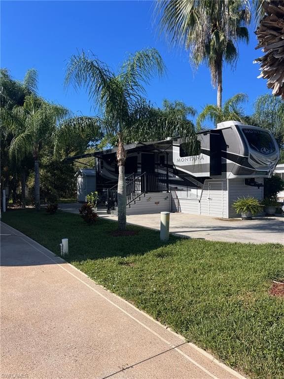 1678 Diamond Lake Cir, Naples, FL 34114-12