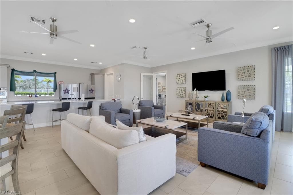 1045 Tranquil Brook Dr, Naples, FL 34114-11