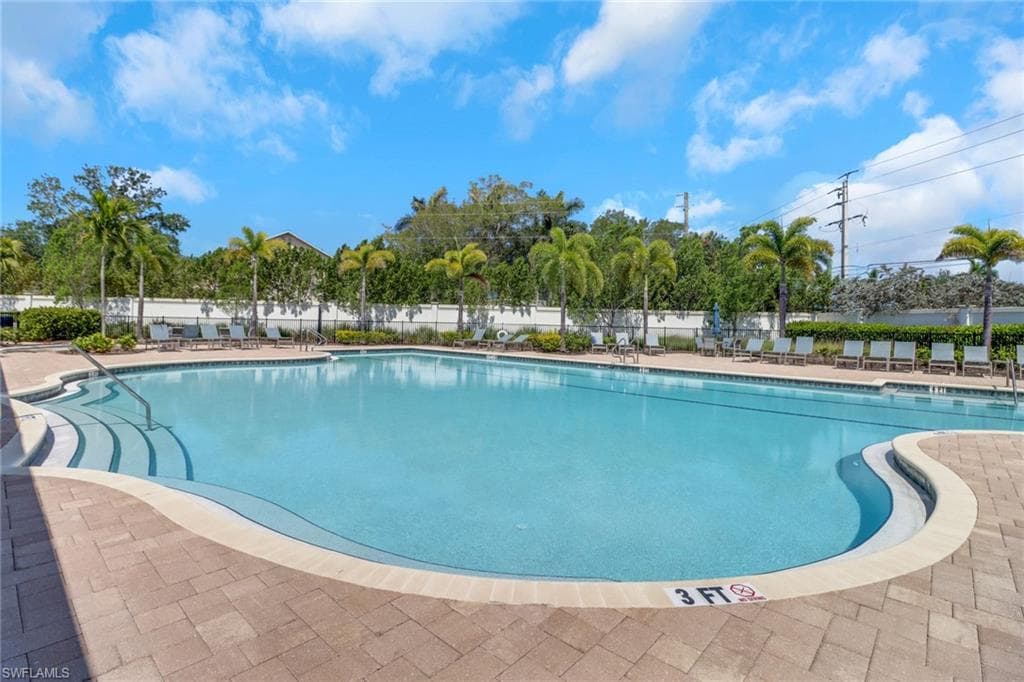 1045 Tranquil Brook Dr, Naples, FL 34114-17