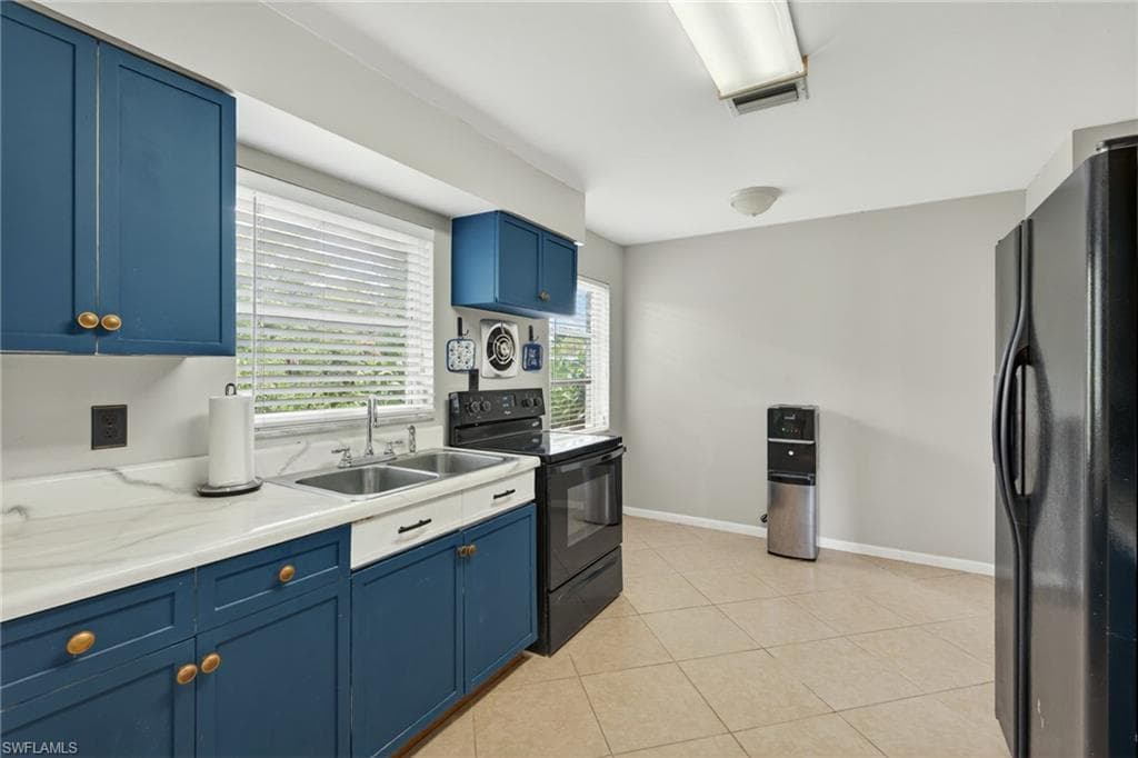 7416 Pine Dr, Fort Myers, FL 33967-16