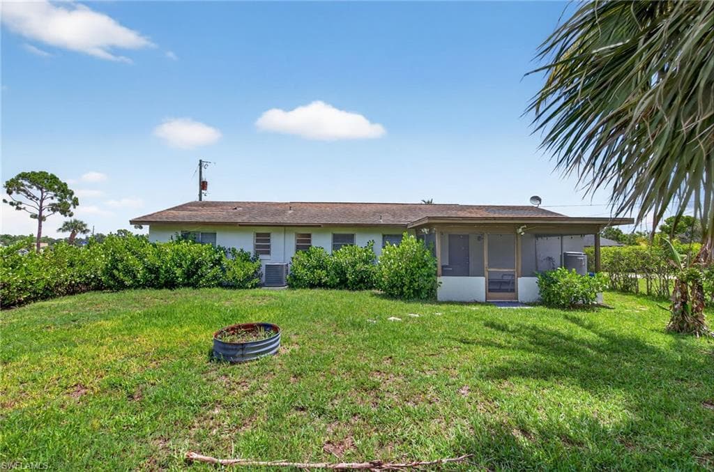 7416 Pine Dr, Fort Myers, FL 33967-28