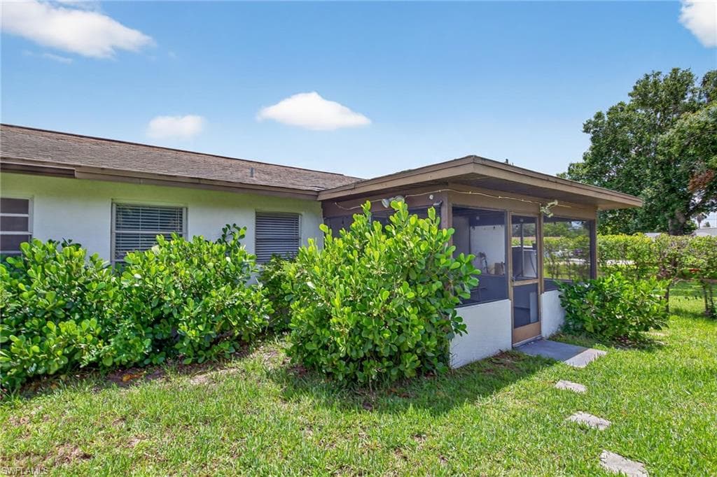 7416 Pine Dr, Fort Myers, FL 33967-29