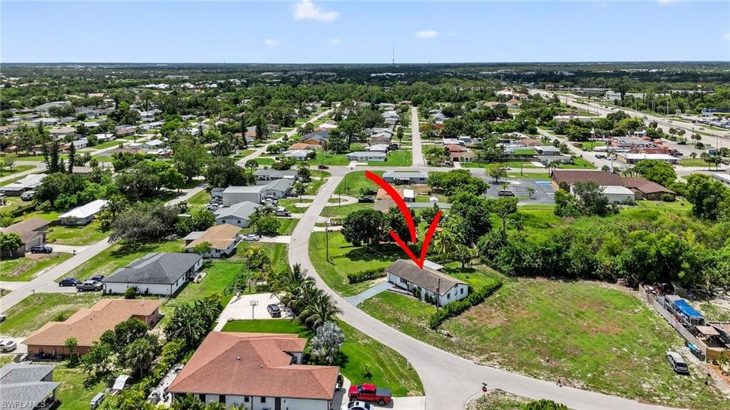 7416 Pine Dr, Fort Myers, FL 33967-34