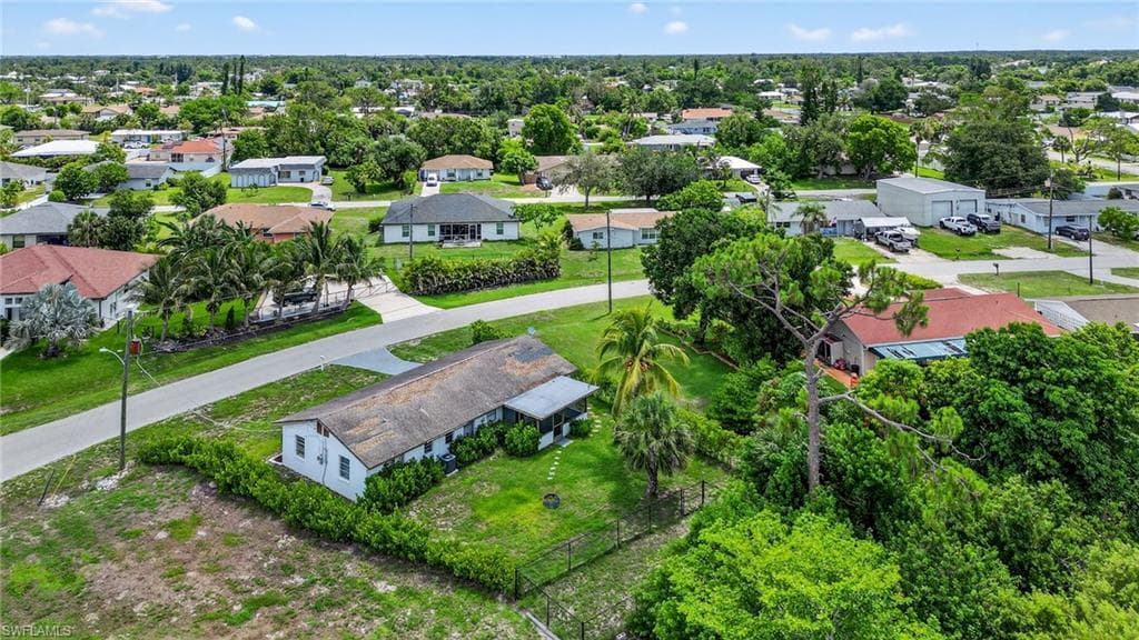 7416 Pine Dr, Fort Myers, FL 33967-35
