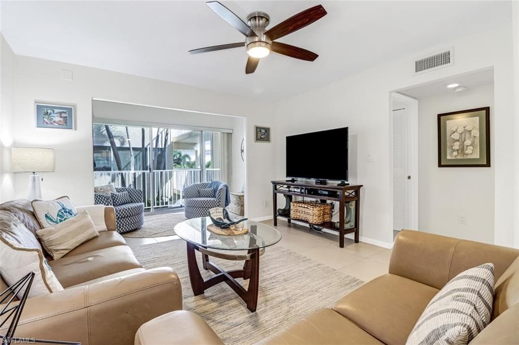 1100 8th Ave S 211b, Naples, FL 34102-10