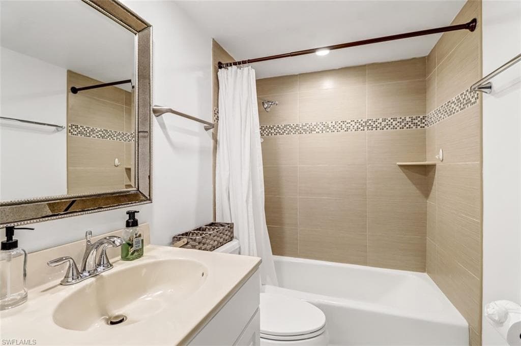 1100 8th Ave S 211b, Naples, FL 34102-24