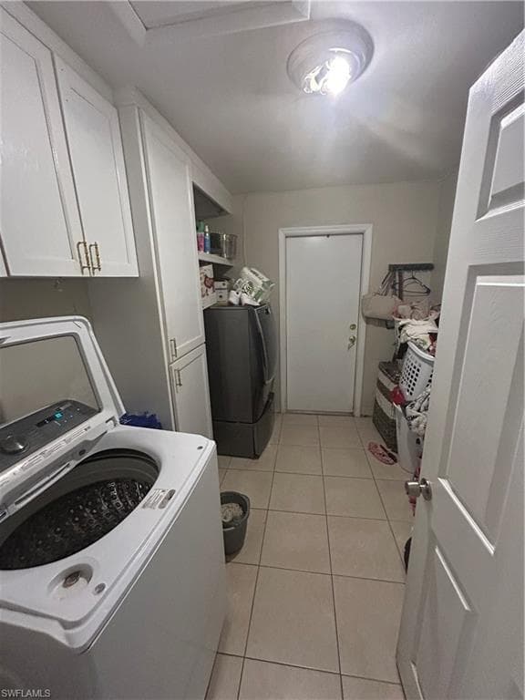 4920 Cortez Cir, Naples, FL 34112-9