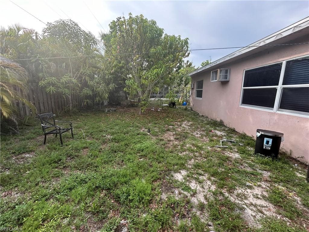 4920 Cortez Cir, Naples, FL 34112-10