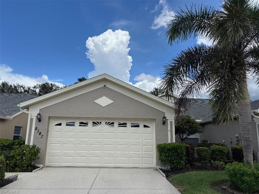8187 Ibis Cove Cir A113, Naples, FL 34119-2
