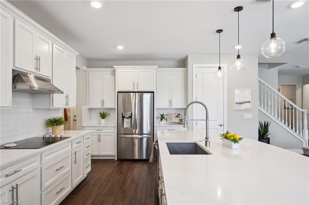 9002 Slade Ter, Fort Myers, FL 33967-17