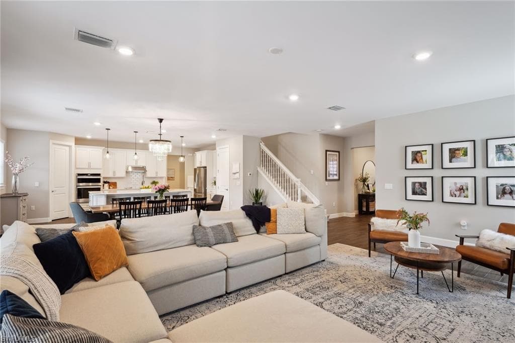 9002 Slade Ter, Fort Myers, FL 33967-5