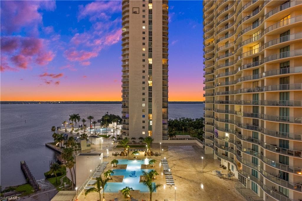 3000 Oasis Grand Blvd 1702, Fort Myers, FL 33916-3