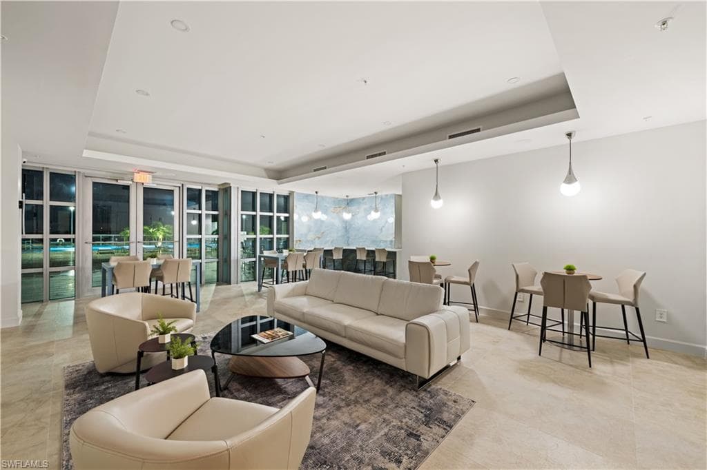 3000 Oasis Grand Blvd 1702, Fort Myers, FL 33916-4