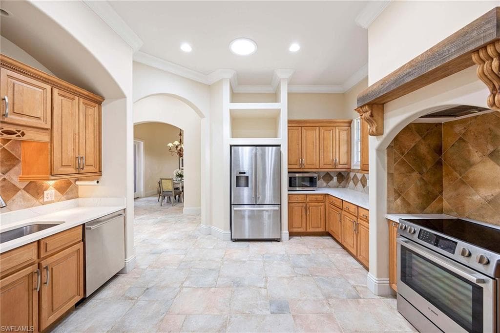 6912 Anthurium Ln, Naples, FL 34113-15