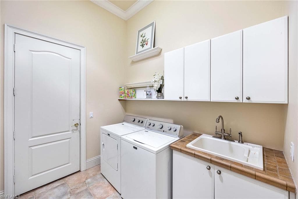 6912 Anthurium Ln, Naples, FL 34113-28