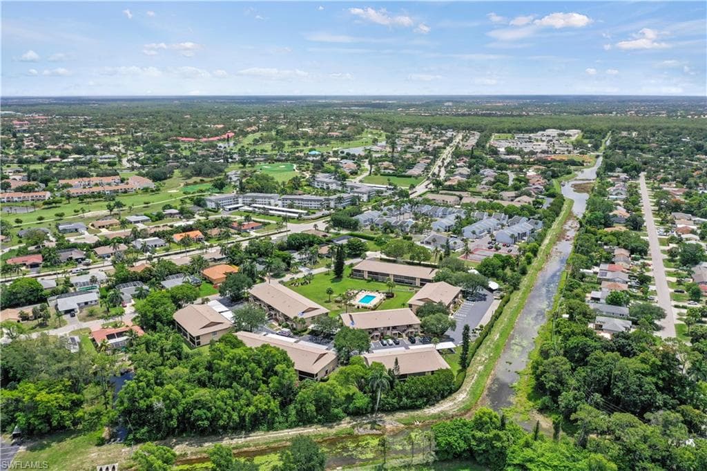 240 Pebble Beach Cir F206, Naples, FL 34113-24