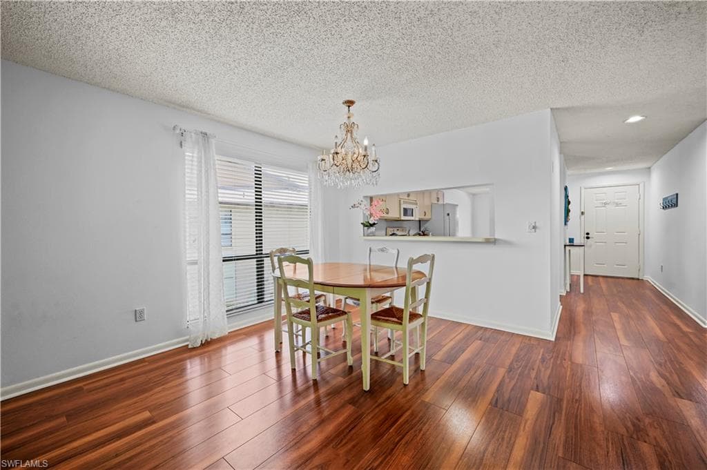 240 Pebble Beach Cir F206, Naples, FL 34113-6