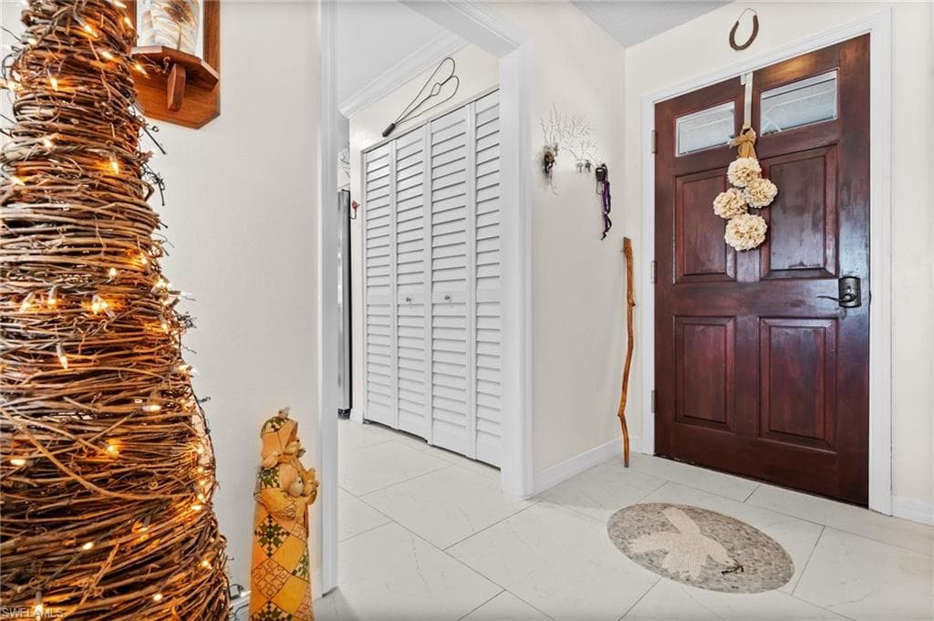 4251 Island Cir 3, Fort Myers, FL 33919-11