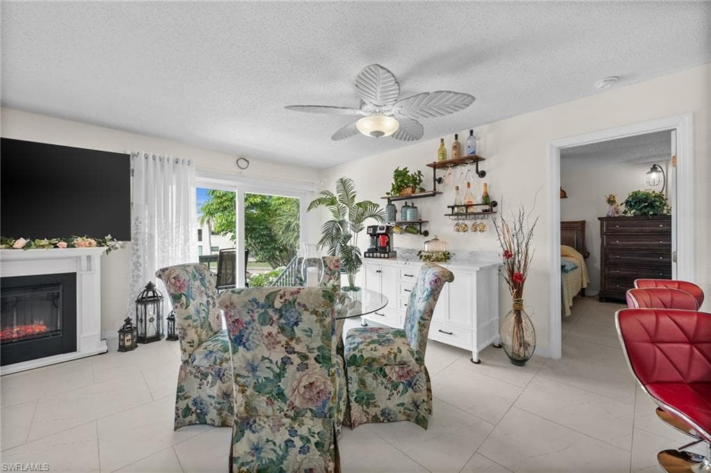 4251 Island Cir 3, Fort Myers, FL 33919-21