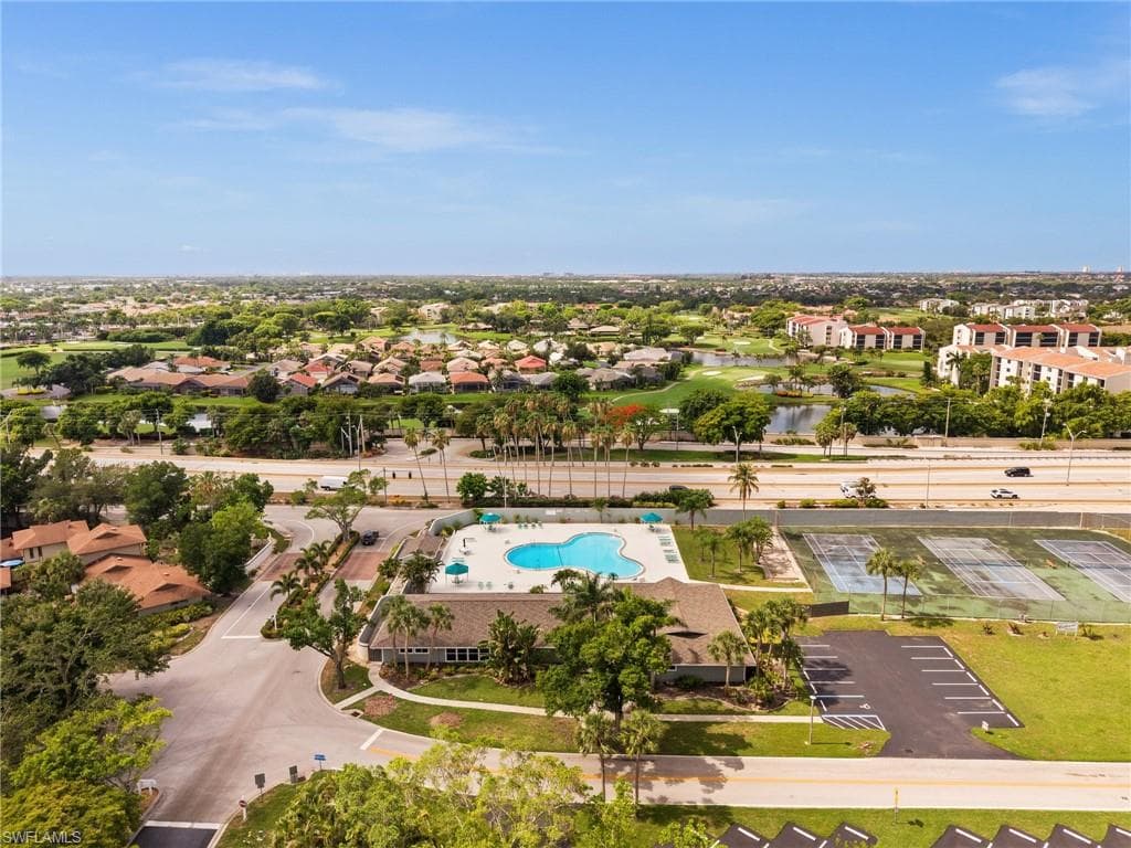 4251 Island Cir 3, Fort Myers, FL 33919-37