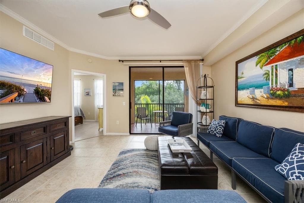 12970 Positano Cir 301, Naples, FL 34105-13