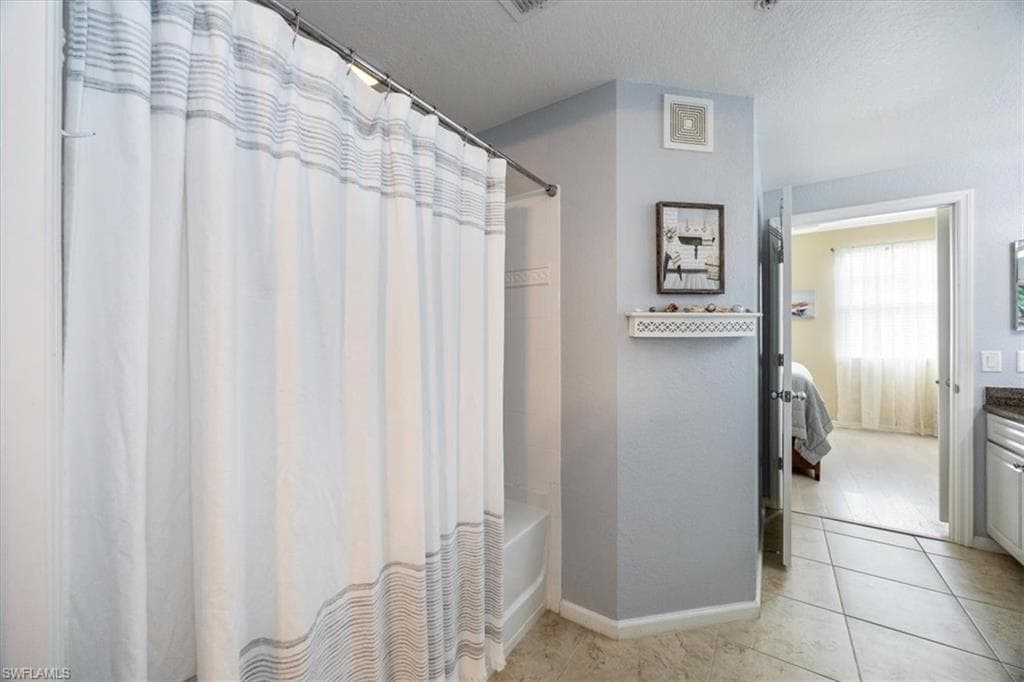 12970 Positano Cir 301, Naples, FL 34105-19