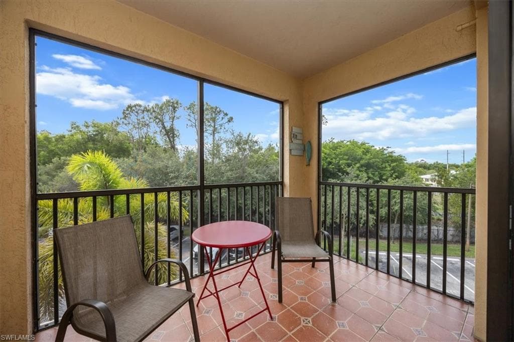 12970 Positano Cir 301, Naples, FL 34105-25
