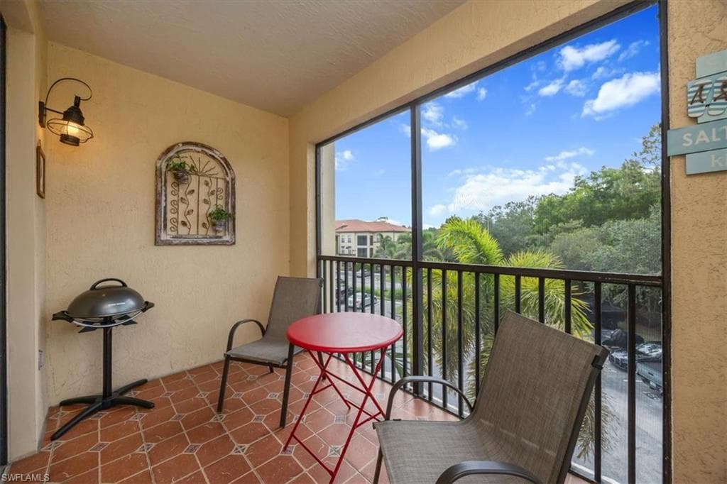 12970 Positano Cir 301, Naples, FL 34105-26