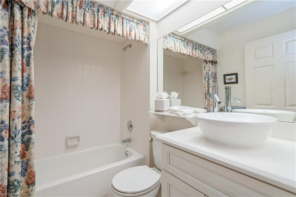 13221 Sherburne Cir 601, Bonita Springs, FL 34135-26