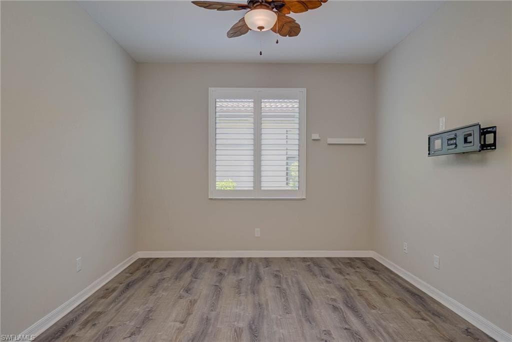 1964 Parson St, Naples, FL 34120-15