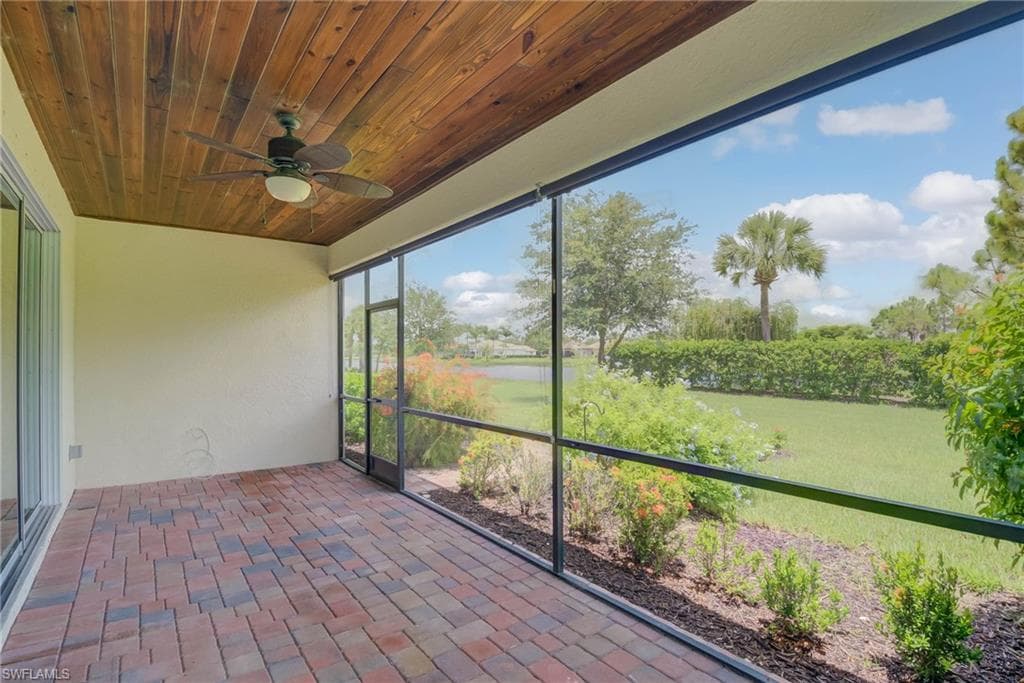 1964 Parson St, Naples, FL 34120-21