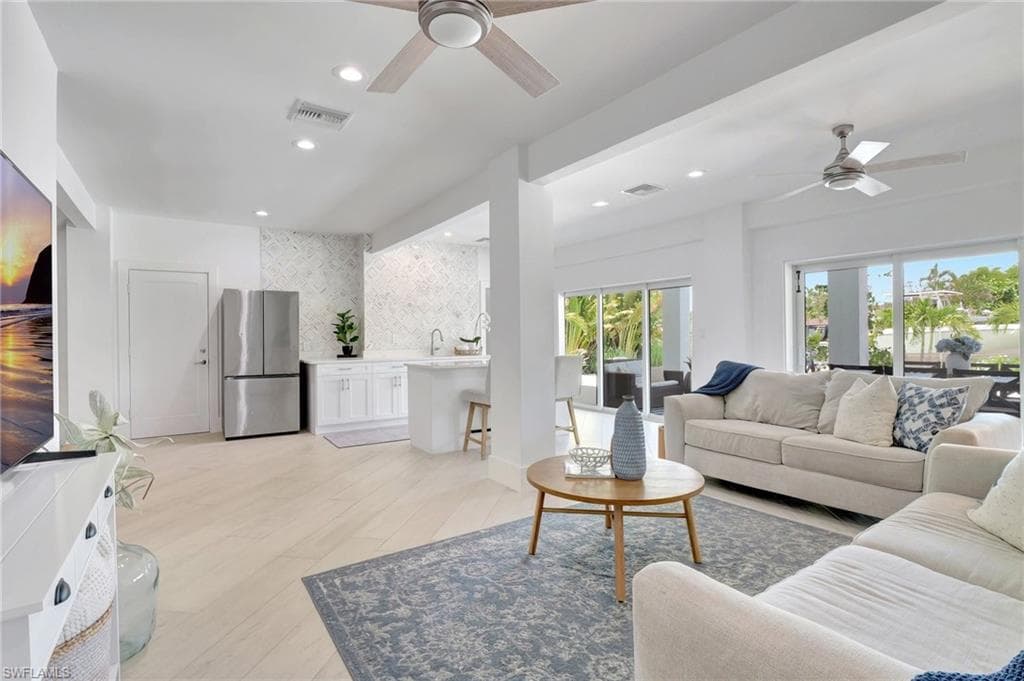27293 Arroyal Rd, Bonita Springs, FL 34135-15