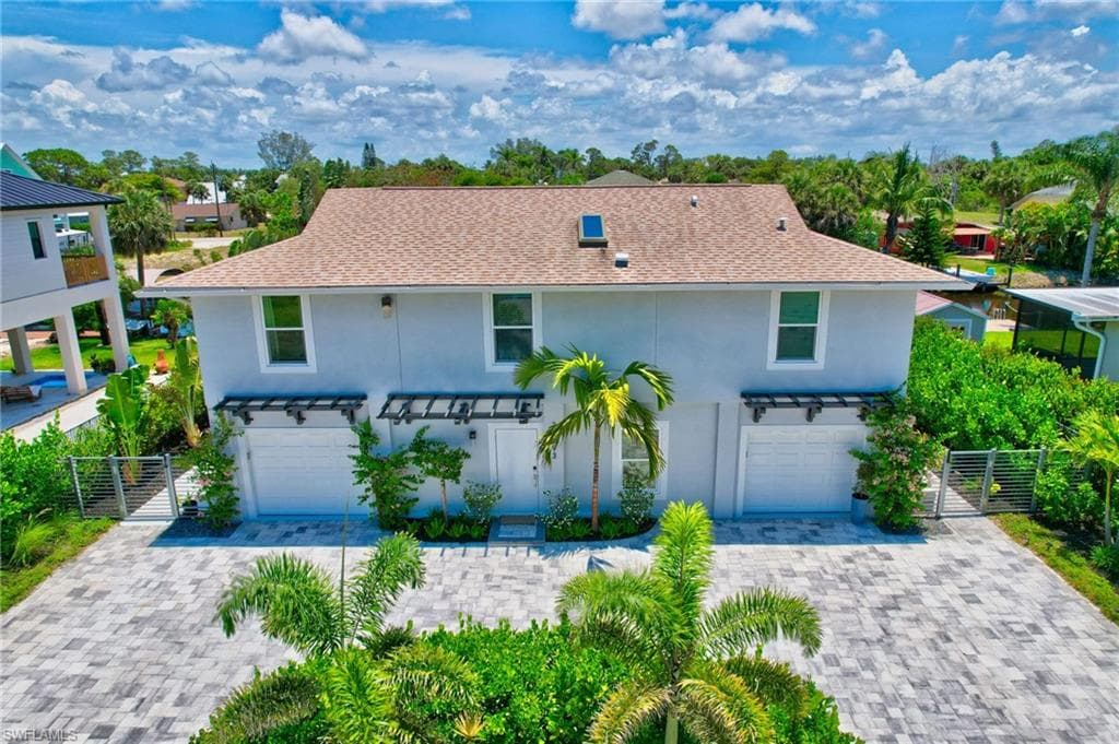 27293 Arroyal Rd, Bonita Springs, FL 34135-3