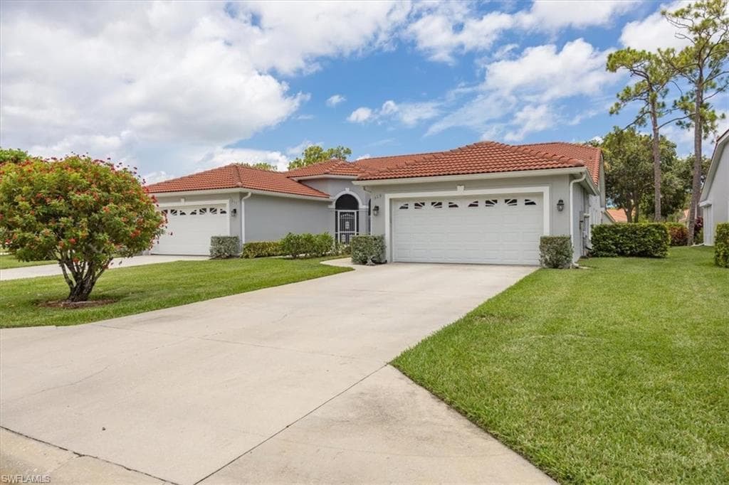 315 Melrose Pl 27, Naples, FL 34104-24